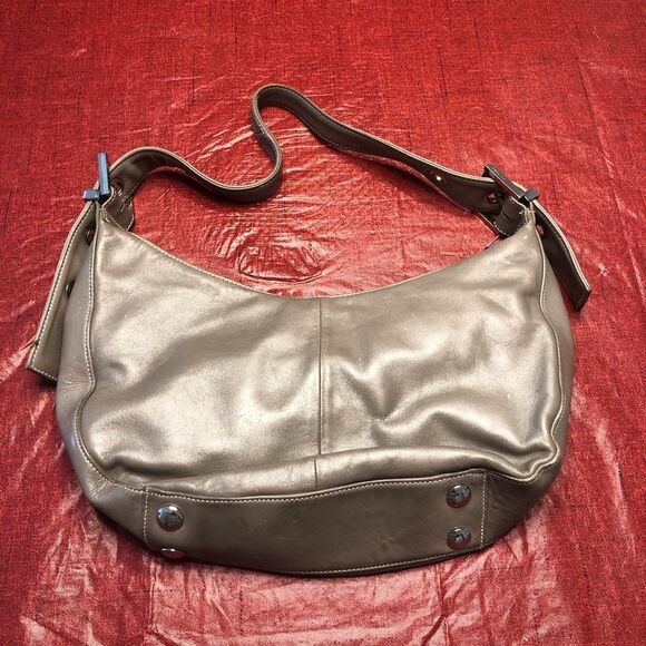Perlina Taupe Leather Handbag - Picture 2 of 8